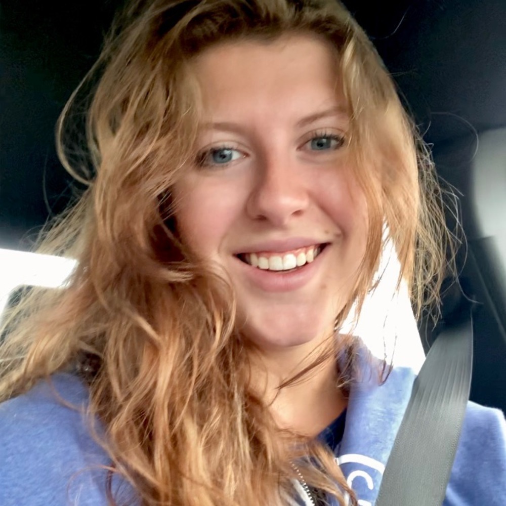 Meet your Posher, Alina